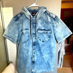 Airwalk Short sleeve hooded shirt